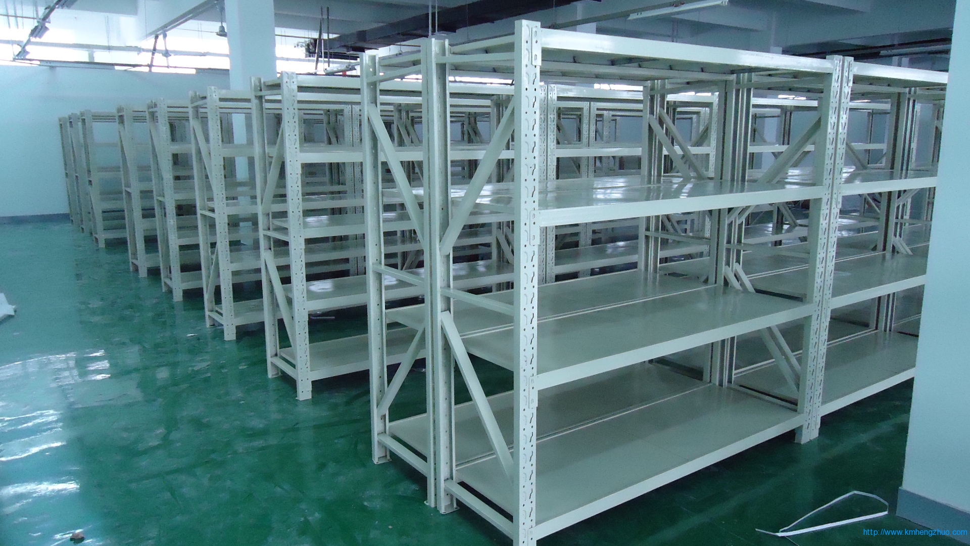 HZ-370型中型仓库货架