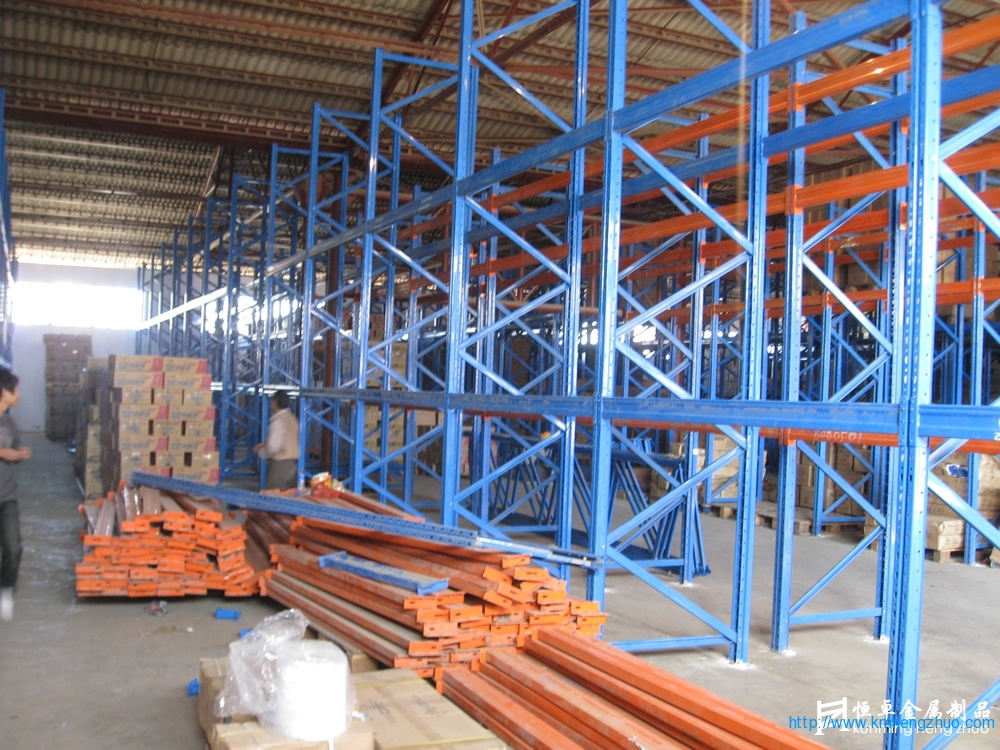 HZ-790型横梁式货架    重型高层仓库货架应用案例