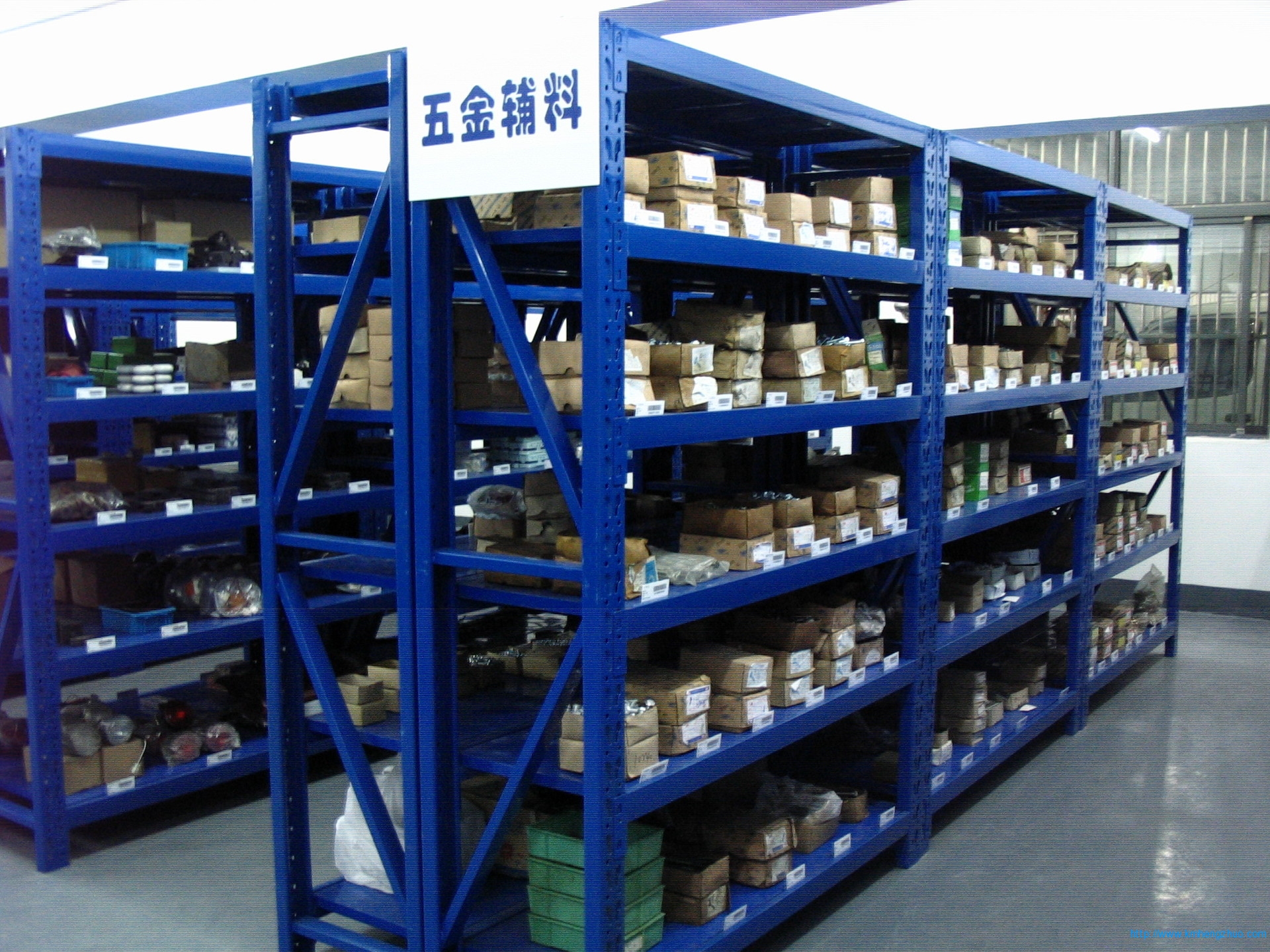 HZ-480型次重型仓库货架应用案例