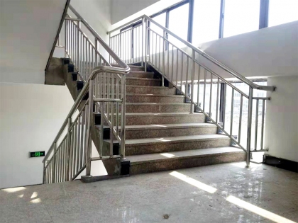 不锈钢楼梯扶手